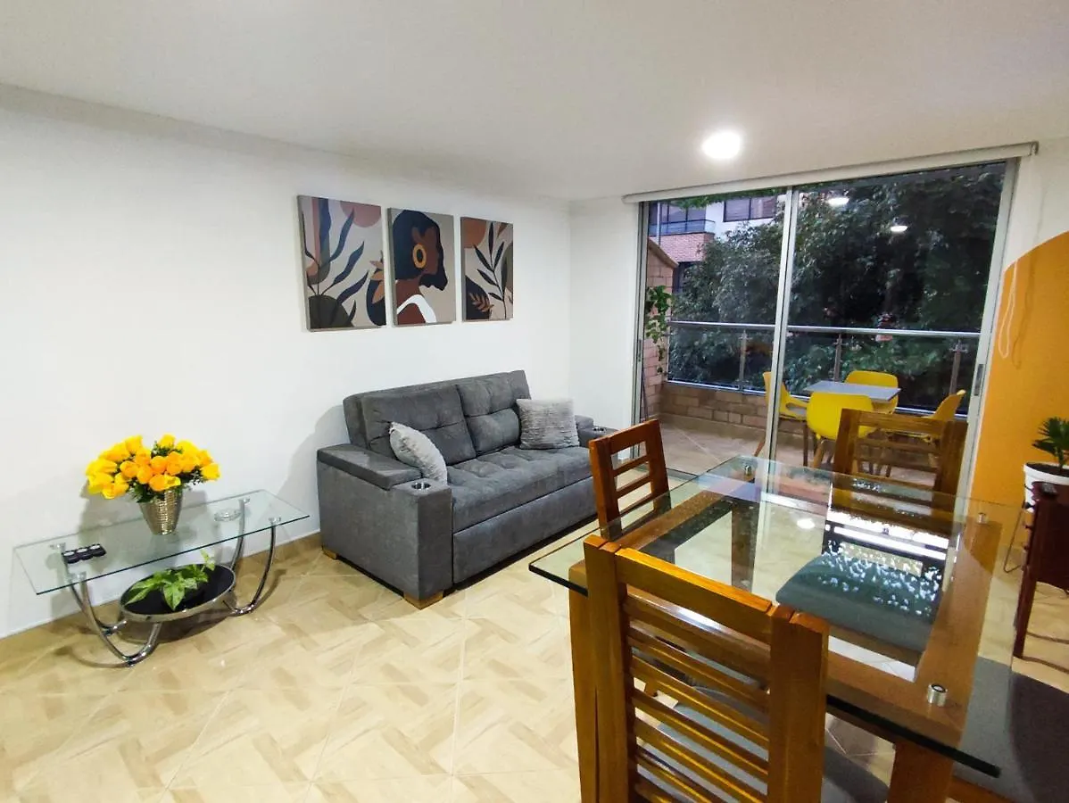 Apartamento En Laureles Con Excelente Ubicacion Medellín